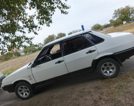 Белый ВАЗ 21099, объемом двигателя 1.5 л и пробегом 207 тыс. км за 1100 $, фото 1 на Automoto.ua