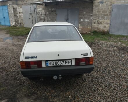 Белый ВАЗ 21099, объемом двигателя 1.5 л и пробегом 2 тыс. км за 1065 $, фото 3 на Automoto.ua