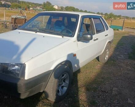 Білий ВАЗ 21099, об'ємом двигуна 1.5 л та пробігом 932 тис. км за 1250 $, фото 1 на Automoto.ua