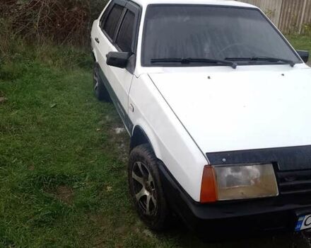 Белый ВАЗ 21099, объемом двигателя 1.5 л и пробегом 180 тыс. км за 1400 $, фото 3 на Automoto.ua