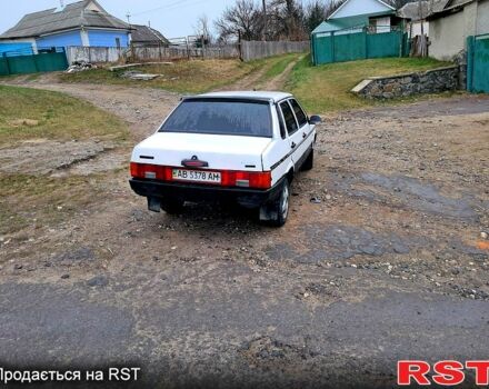 Белый ВАЗ 21099, объемом двигателя 13 л и пробегом 200 тыс. км за 999 $, фото 6 на Automoto.ua