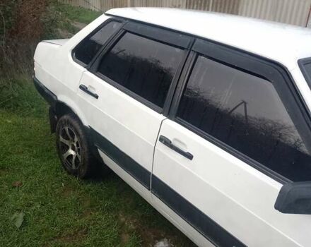 Белый ВАЗ 21099, объемом двигателя 1.5 л и пробегом 180 тыс. км за 1400 $, фото 6 на Automoto.ua