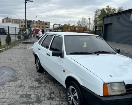 Белый ВАЗ 21099, объемом двигателя 1.5 л и пробегом 245 тыс. км за 300 $, фото 4 на Automoto.ua
