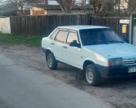 Белый ВАЗ 21099, объемом двигателя 1.5 л и пробегом 1000 тыс. км за 950 $, фото 1 на Automoto.ua