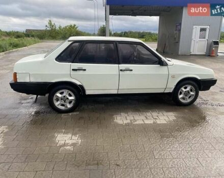 Білий ВАЗ 21099, об'ємом двигуна 1.3 л та пробігом 1 тис. км за 1000 $, фото 9 на Automoto.ua