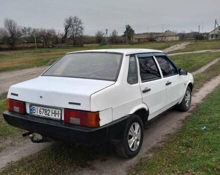 Белый ВАЗ 21099, объемом двигателя 1.5 л и пробегом 111 тыс. км за 1150 $, фото 3 на Automoto.ua