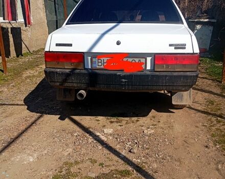 Белый ВАЗ 21099, объемом двигателя 1.5 л и пробегом 200 тыс. км за 1500 $, фото 1 на Automoto.ua