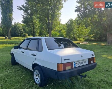 Белый ВАЗ 21099, объемом двигателя 1.5 л и пробегом 200 тыс. км за 1400 $, фото 3 на Automoto.ua