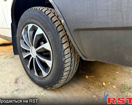 Белый ВАЗ 21099, объемом двигателя 1.5 л и пробегом 180 тыс. км за 1350 $, фото 3 на Automoto.ua