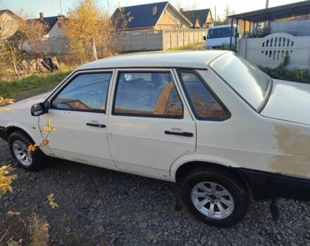 Белый ВАЗ 21099, объемом двигателя 1.5 л и пробегом 86 тыс. км за 700 $, фото 3 на Automoto.ua