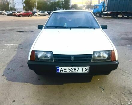 Белый ВАЗ 21099, объемом двигателя 1.5 л и пробегом 200 тыс. км за 1350 $, фото 3 на Automoto.ua