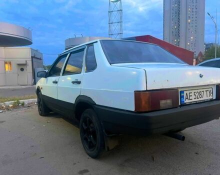 Белый ВАЗ 21099, объемом двигателя 1.5 л и пробегом 200 тыс. км за 1350 $, фото 5 на Automoto.ua
