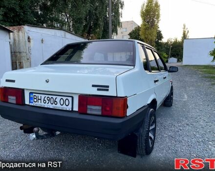 Белый ВАЗ 21099, объемом двигателя 1.5 л и пробегом 200 тыс. км за 1599 $, фото 1 на Automoto.ua