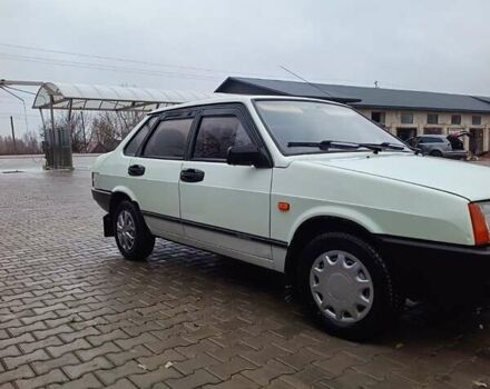 Белый ВАЗ 21099, объемом двигателя 1.5 л и пробегом 210 тыс. км за 1450 $, фото 4 на Automoto.ua