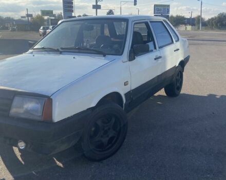 Белый ВАЗ 21099, объемом двигателя 1.5 л и пробегом 178 тыс. км за 750 $, фото 1 на Automoto.ua