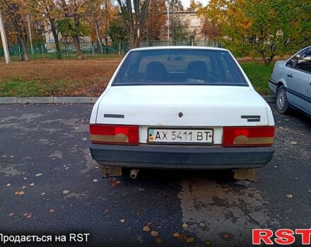 Белый ВАЗ 21099, объемом двигателя 1.5 л и пробегом 200 тыс. км за 1300 $, фото 4 на Automoto.ua