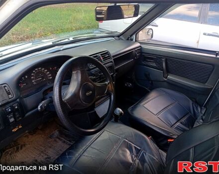 Белый ВАЗ 21099, объемом двигателя 1.5 л и пробегом 200 тыс. км за 1300 $, фото 2 на Automoto.ua