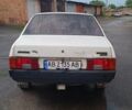 Белый ВАЗ 21099, объемом двигателя 1.5 л и пробегом 280 тыс. км за 670 $, фото 4 на Automoto.ua