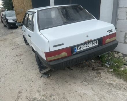 Белый ВАЗ 21099, объемом двигателя 1.5 л и пробегом 15 тыс. км за 760 $, фото 2 на Automoto.ua
