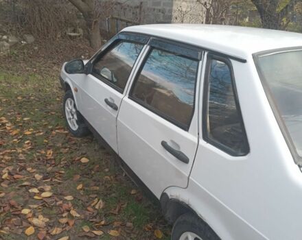 Белый ВАЗ 21099, объемом двигателя 1.5 л и пробегом 80 тыс. км за 642 $, фото 2 на Automoto.ua