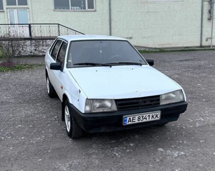 Белый ВАЗ 21099, объемом двигателя 1.5 л и пробегом 97 тыс. км за 1050 $, фото 2 на Automoto.ua