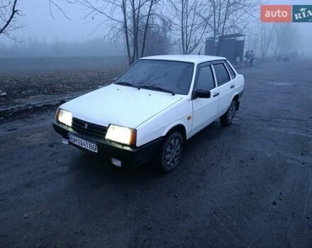 Белый ВАЗ 21099, объемом двигателя 1.5 л и пробегом 100 тыс. км за 1350 $, фото 1 на Automoto.ua