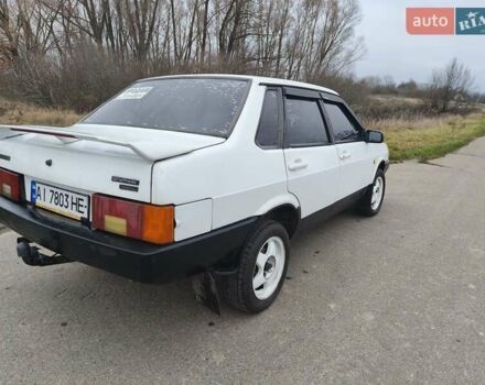 Белый ВАЗ 21099, объемом двигателя 1.5 л и пробегом 402 тыс. км за 1500 $, фото 3 на Automoto.ua