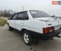 Белый ВАЗ 21099, объемом двигателя 1.5 л и пробегом 402 тыс. км за 1500 $, фото 5 на Automoto.ua