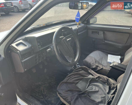 Белый ВАЗ 21099, объемом двигателя 1.5 л и пробегом 250 тыс. км за 1100 $, фото 6 на Automoto.ua