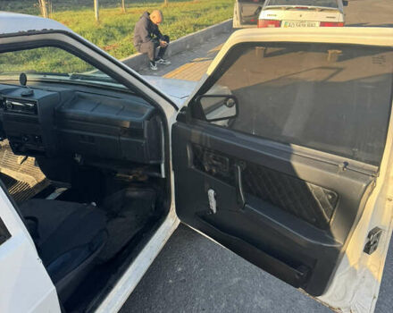 Белый ВАЗ 21099, объемом двигателя 1.5 л и пробегом 125 тыс. км за 1500 $, фото 12 на Automoto.ua