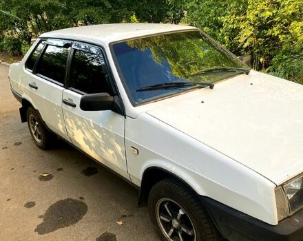 Белый ВАЗ 21099, объемом двигателя 1.5 л и пробегом 200 тыс. км за 2200 $, фото 5 на Automoto.ua