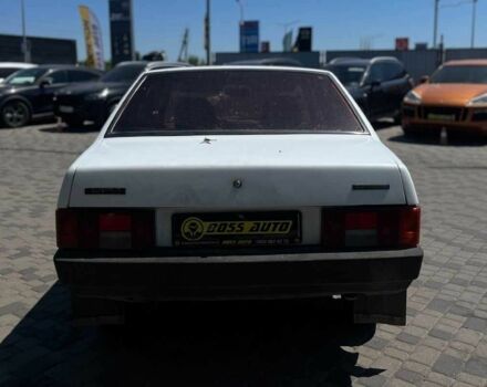 Белый ВАЗ 21099, объемом двигателя 1.5 л и пробегом 79 тыс. км за 999 $, фото 5 на Automoto.ua