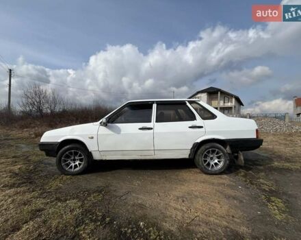 Белый ВАЗ 21099, объемом двигателя 0 л и пробегом 200 тыс. км за 750 $, фото 3 на Automoto.ua
