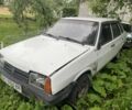 Белый ВАЗ 21099, объемом двигателя 1.5 л и пробегом 190 тыс. км за 799 $, фото 2 на Automoto.ua