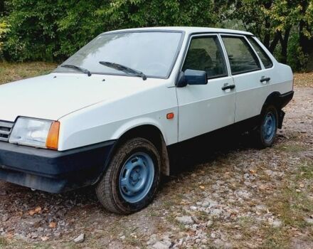 Білий ВАЗ 21099, об'ємом двигуна 0 л та пробігом 150 тис. км за 2000 $, фото 1 на Automoto.ua