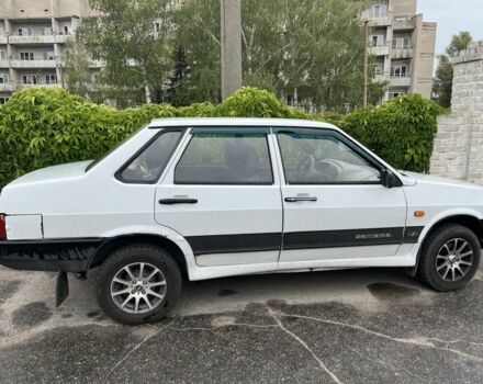 Белый ВАЗ 21099, объемом двигателя 1.5 л и пробегом 160 тыс. км за 1700 $, фото 2 на Automoto.ua