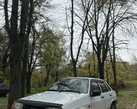 ВАЗ 21099 2008 у Кривому Розі на Automoto.ua Білий ВАЗ 21099, об'ємом двигуна 1.6 л та пробігом 53 тис. км за 1250 $, фото 4 на Automoto.ua