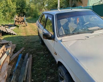 Белый ВАЗ 21099, объемом двигателя 0 л и пробегом 73 тыс. км за 1500 $, фото 3 на Automoto.ua