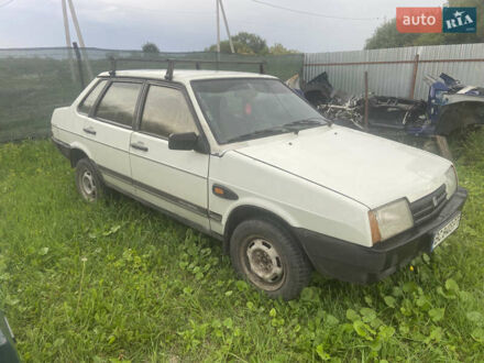 Білий ВАЗ 21099, об'ємом двигуна 1.5 л та пробігом 100 тис. км за 650 $, фото 1 на Automoto.ua