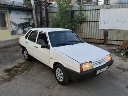 Белый ВАЗ 21099, объемом двигателя 1.3 л и пробегом 100 тыс. км за 899 $, фото 1 на Automoto.ua