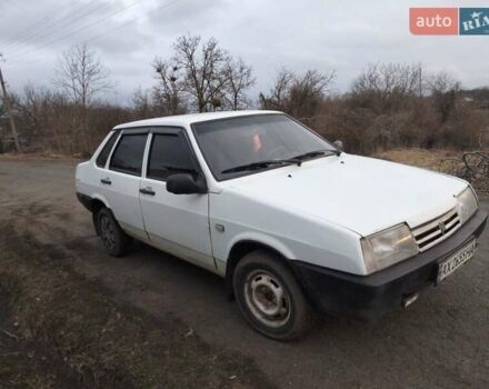 Белый ВАЗ 21099, объемом двигателя 1.5 л и пробегом 394 тыс. км за 1100 $, фото 1 на Automoto.ua