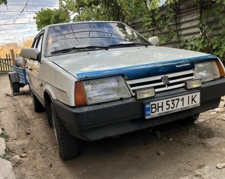 Белый ВАЗ 21099, объемом двигателя 1.5 л и пробегом 90 тыс. км за 1090 $, фото 1 на Automoto.ua