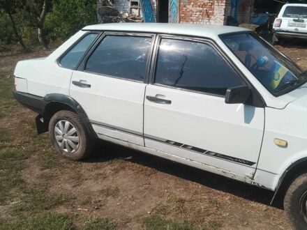 Белый ВАЗ 21099, объемом двигателя 1.5 л и пробегом 2 тыс. км за 994 $, фото 1 на Automoto.ua