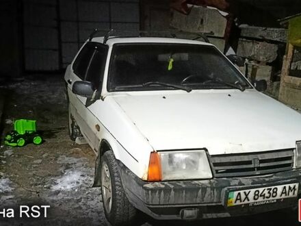 ВАЗ 21099 1992 у Дніпро (Дніпропетровську) на Automoto.ua Білий ВАЗ 21099, об'ємом двигуна 1.5 л та пробігом 0 тис. км за 1000 $, фото 1 на Automoto.ua