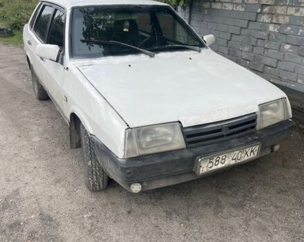 Белый ВАЗ 21099, объемом двигателя 1.5 л и пробегом 300 тыс. км за 449 $, фото 1 на Automoto.ua