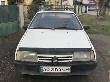 ВАЗ 21099 1992 в Ужгороде на Automoto.ua Белый ВАЗ 21099, объемом двигателя 1.3 л и пробегом 200 тыс. км за 967 $, фото 1 на Automoto.ua