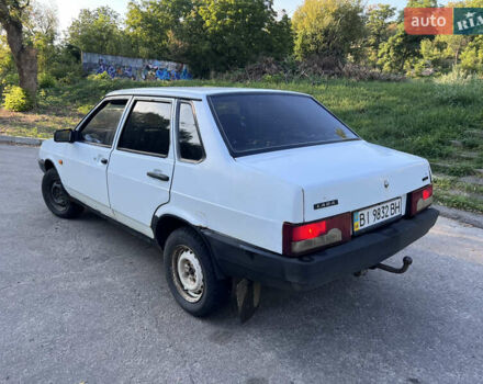 Белый ВАЗ 21099, объемом двигателя 1.5 л и пробегом 240 тыс. км за 750 $, фото 1 на Automoto.ua