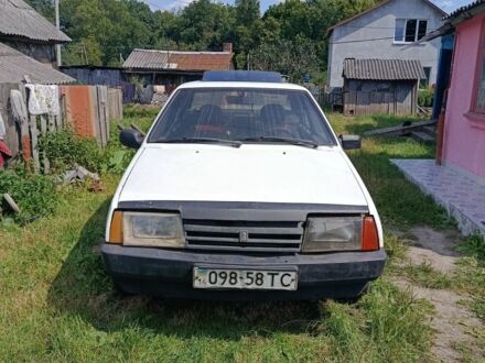 Белый ВАЗ 21099, объемом двигателя 0 л и пробегом 10 тыс. км за 500 $, фото 1 на Automoto.ua
