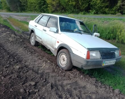Білий ВАЗ 21099, об'ємом двигуна 1.5 л та пробігом 200 тис. км за 291 $, фото 1 на Automoto.ua