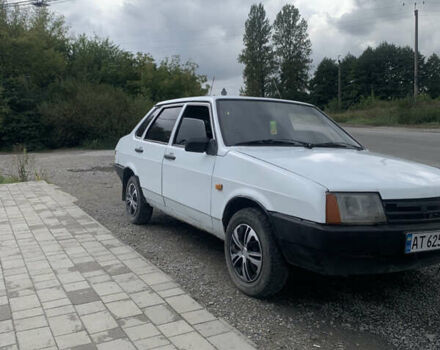 Белый ВАЗ 21099, объемом двигателя 1.45 л и пробегом 250 тыс. км за 700 $, фото 1 на Automoto.ua